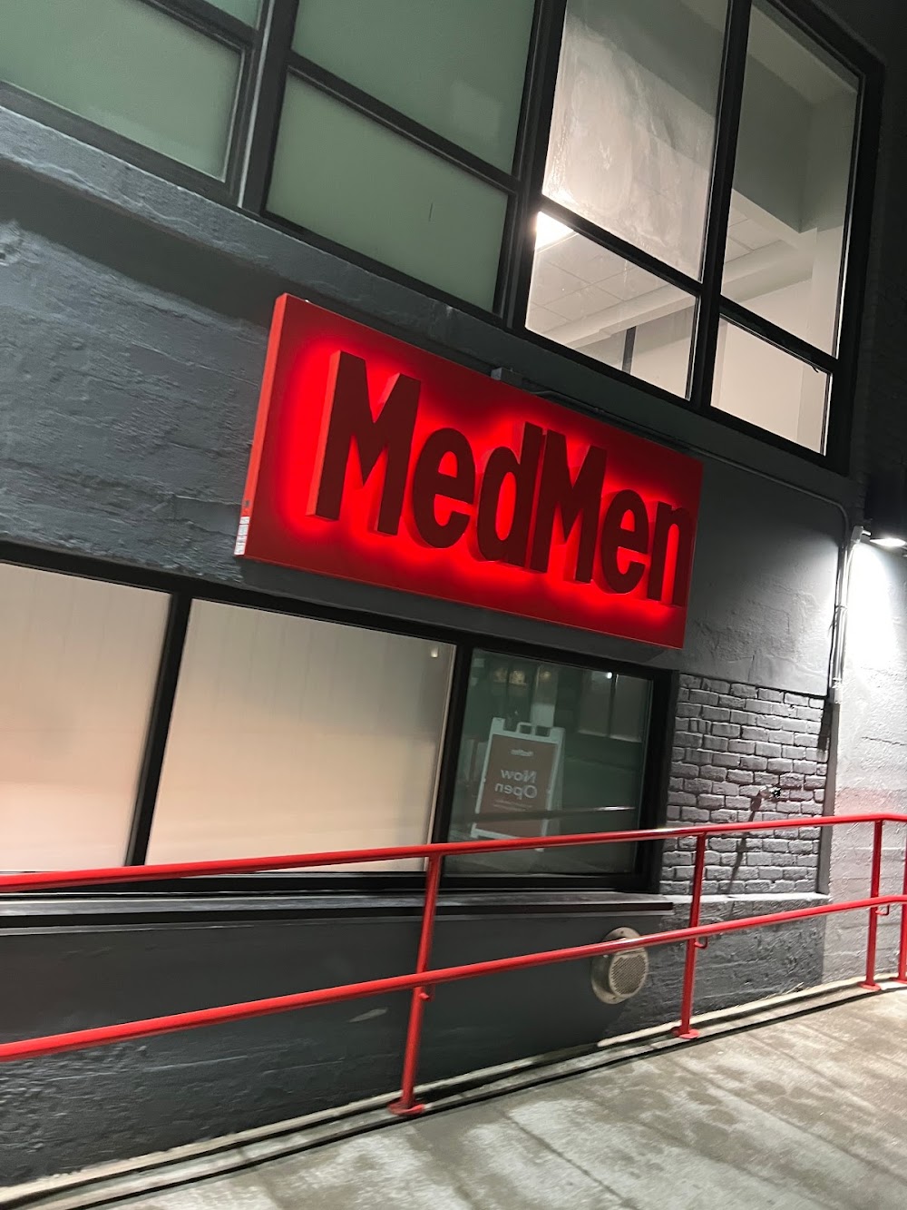 MedMen Boston – Fenway